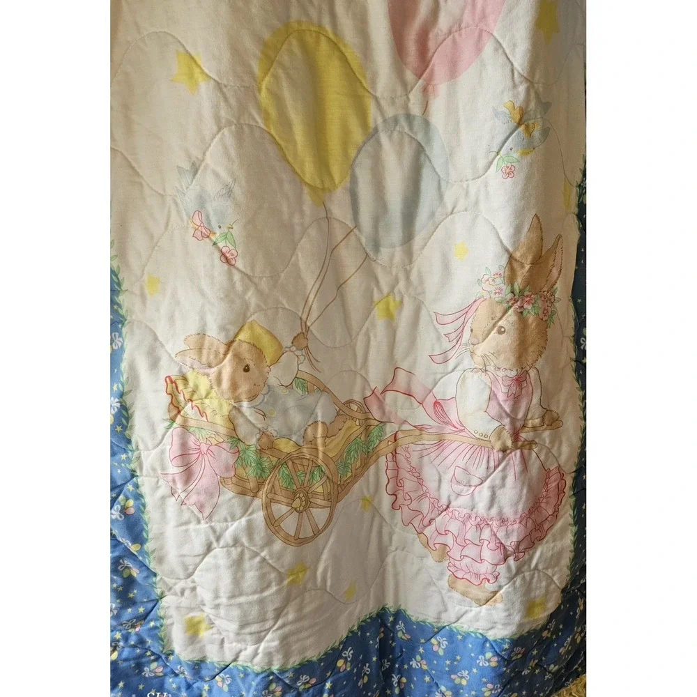 Vintage‎ Baby Quilt BUNNIES With Balloons